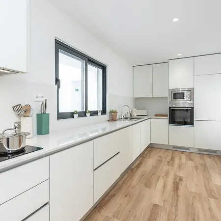 New 2bedroom W Terrace & Infinity Pool شقة أولوز داغوا