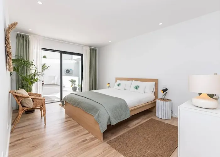 New 2bedroom W Terrace & Infinity Pool * Olhos de Agua (Albufeira)