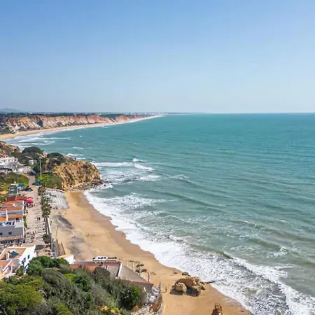 New 2bedroom W Terrace & Infinity Pool *