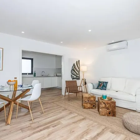Apartment Modern 2br Rooftop Pool 2 Min Walk To Olhos de Agua (Albufeira)